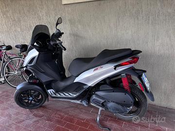 PIAGGIO MP3 300 HPE