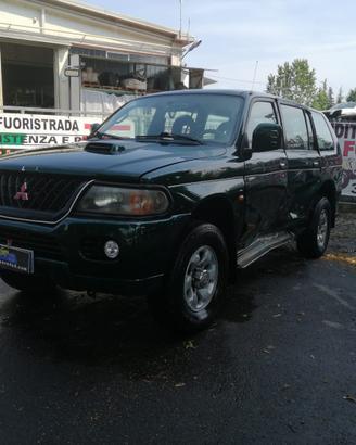 Mitsubishi pajero sport 2001 - per ricambi