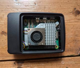 Raspberry P i5 8gb  Kit ufficiale completo 