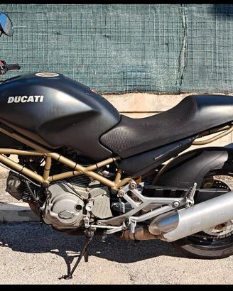 Ducati Monster 620 i.e. Dark (2001)