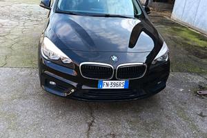 BMW 216d automatica