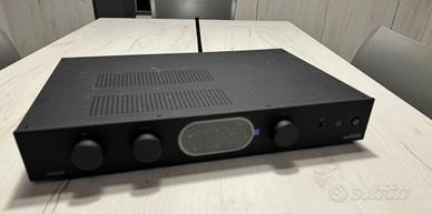 AMPLIFICATORE AUDIOLAB A7000