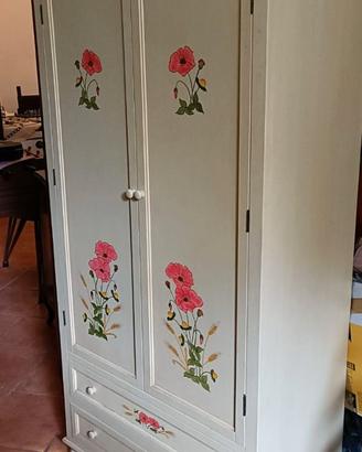 Armadio e Madia , stile Shabby in legno.