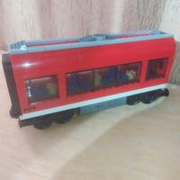 LEGO TRENO 7938 VAGONE CENTRALE