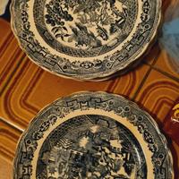 piatti decorativi stile Blue Willow
