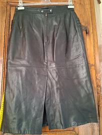 GONNA LONGUETTE IN VERA PELLE NERA