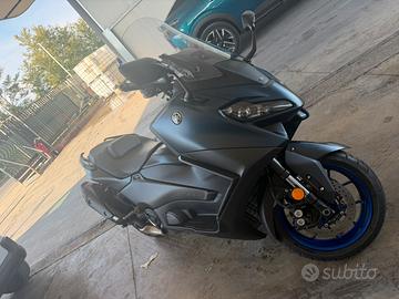Tmax 560