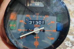 contachilometri originale  per Piaggio vespa