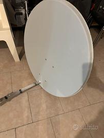 Parabola satellitare