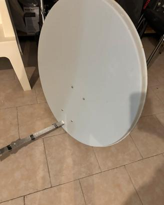Parabola satellitare