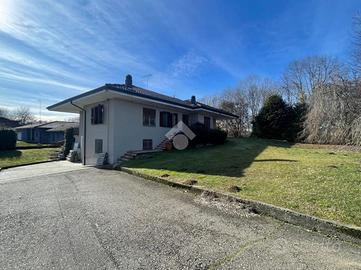 VILLA SINGOLA A BRIGA NOVARESE