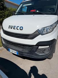 Iveco Daily isotermico con cassa frigo 