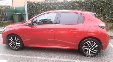 Peugeot 208 1.5 BlueHDi Diesel Allure Navi Pack
