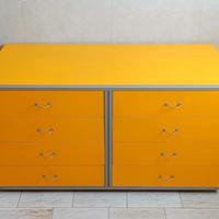 Cassettiera di design anni 80 gialla