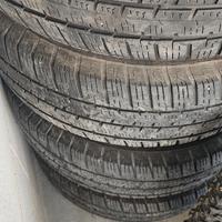 215/70 R15 C 109/107 4 stagioni