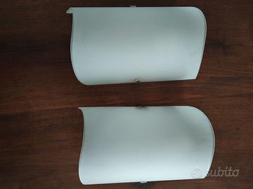 N.2 Lampade da parete in vetro satinato onda