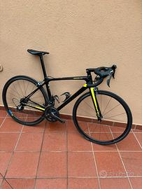 bici da corsa in carbonio giant tcr