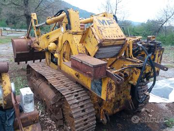 Pala cingolata Massey Ferguson 200B