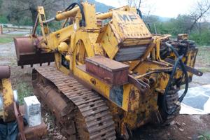 Pala cingolata Massey Ferguson 200B