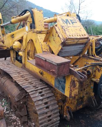 Pala cingolata Massey Ferguson 200B