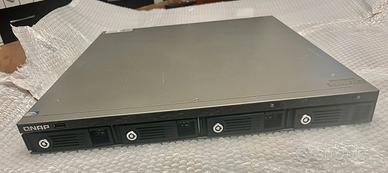 Due Qnap server nas ts-469u-rp