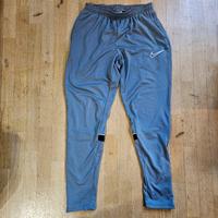pantaloni nike