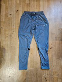 pantaloni nike