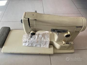 Macchina da cucire necchi lycia