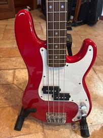 Basse Elettrico 4 Corde Squier scala corta