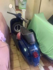 Piaggio Vespa 50 R (V5A1) - 1979