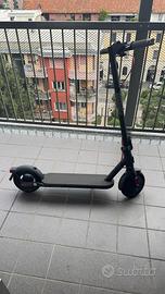 Monopattino elettrico Xiaomi 4 Lite