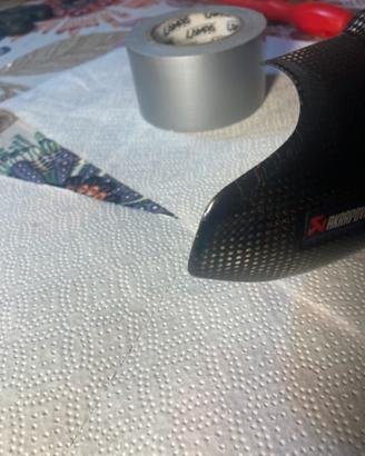 Akrapovic protezione fibra carb scarico bmw gs1200