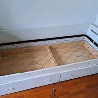 Letto singolo con cassettiera + comodino