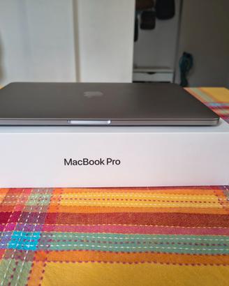 MacBook Pro 13 i5 8GB 256GB 2019 