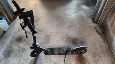 monopattino elettrico TEKLIO