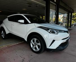 Toyota C-HR 1.2 Turbo Business