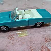 MODELLINO AUTO 1965  PONTIAC GTO 1/18 DECAPPOTTATA