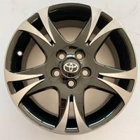 cerchi lega da 15 toyota yaris new