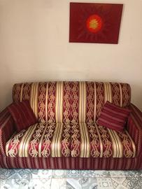 Divano letto 2/3 posti in tessuto classico damasca