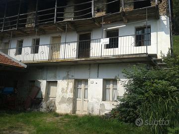 Rustico da ristruturare