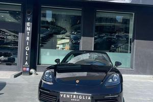 PORSCHE - 718 Cayman