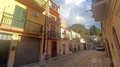 Casa Indipendente - Chiaramonte Gulfi