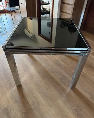 Tavolo allungabile + 6 sedie metallo/temp  90x90