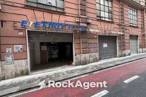 Immobile di 238 m² con 1 locale a Genova
