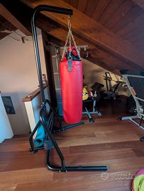 Sacco pugilato 80 Kg con struttura di sostegno