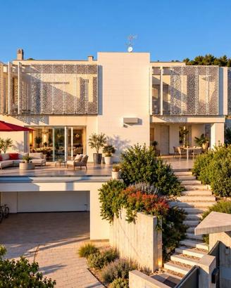 Villa di 472 m² con più di 5 locali a Putignano