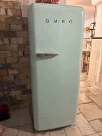 Frigorifero smeg verde salvia