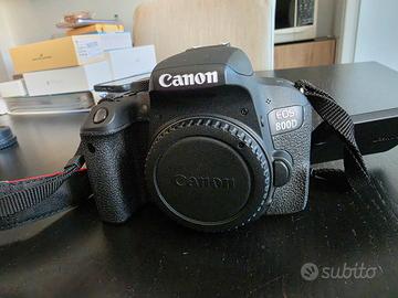 Reflex Canon 800d 