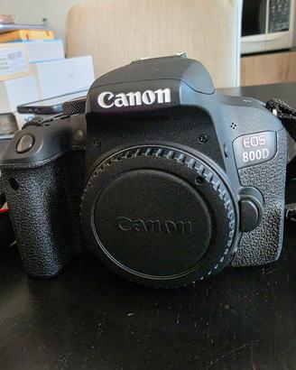 Reflex Canon 800d 