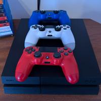 PS4 standard usata tenuta bene 500 Giga